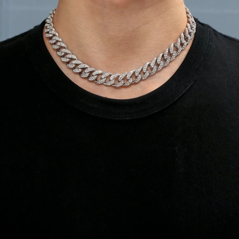 Men's necklace